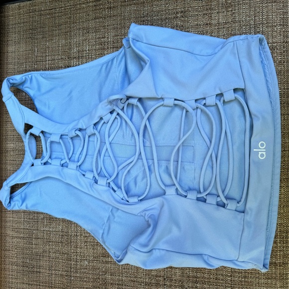 Alo Yoga Movement Bra Light Blue - Medium - Picture 2 of 3